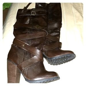 Knee High Slip on Heeled Boots